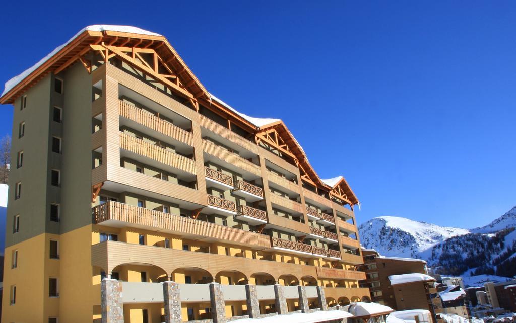 Residence C2A Les Terrasses D'Isola 伊索拉 外观 照片